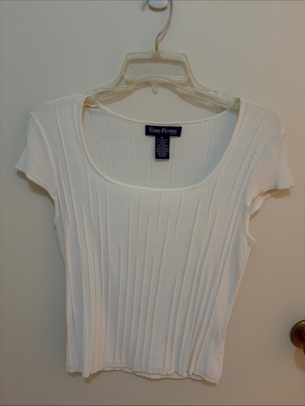 Evan Picone Cream Ribbed Scoop Neck Short Sleeve Top